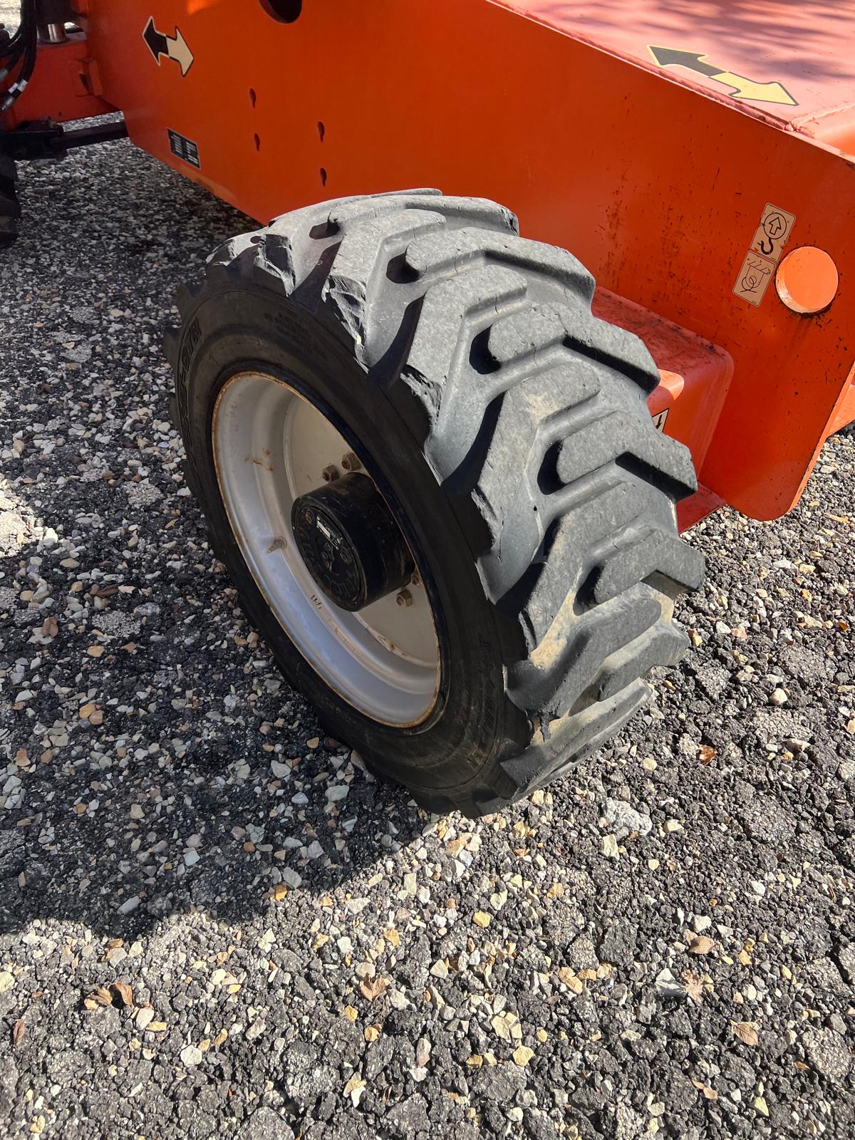 Sold - Telescopic Boom Lift - View 6